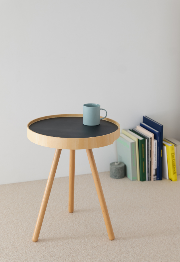 MOHEIM BY TRAY TABLE