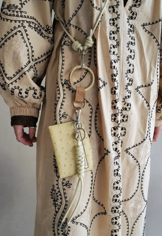 ITTI HERRIE PHONE STRING/STCOW【予約商品】