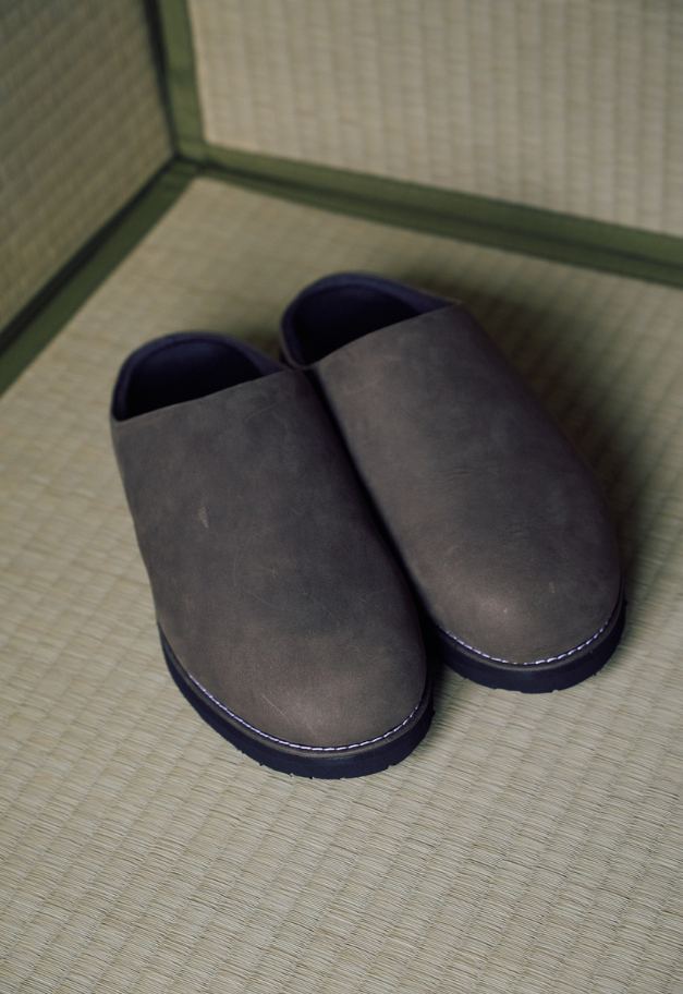 seesaw CLOG SANDALS