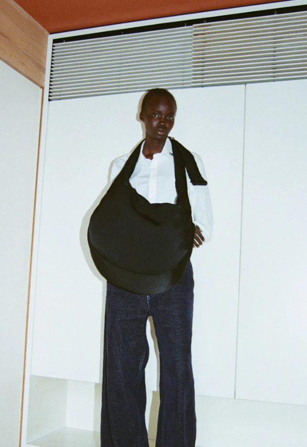 ITTI ANNIE PUFFER BIG MOON BAG/CERATO BRIGHT【予約商品】