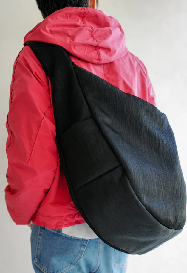 ITTI ANNIE PUFFER BIG MOON BAG/CERATO BRIGHT【予約商品】