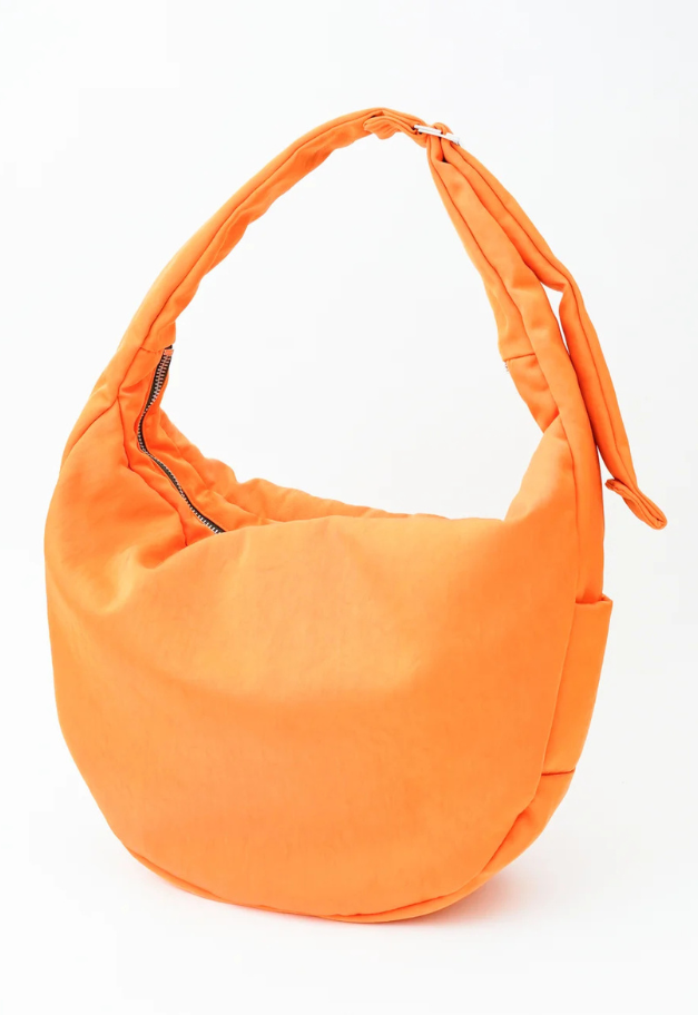 ITTI ANNIE PUFFER BIG MOON BAG/ACRYLIC CERATO BRIGHT【NEW MATERIAL/予約商品】