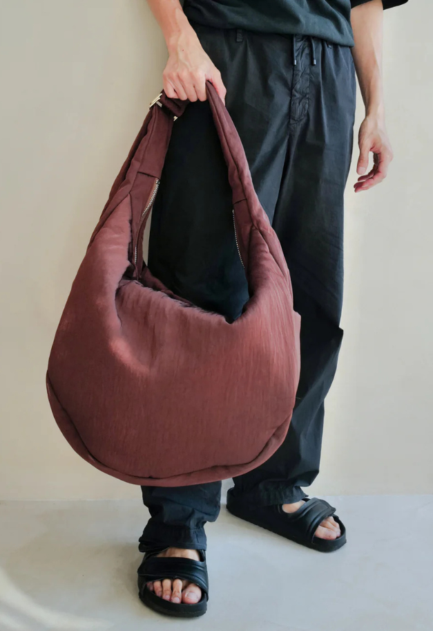 ITTI ANNIE PUFFER BIG MOON BAG/CERATO BRIGHT【予約商品】