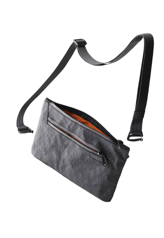 ALPAKA ZIP POUCH MAX