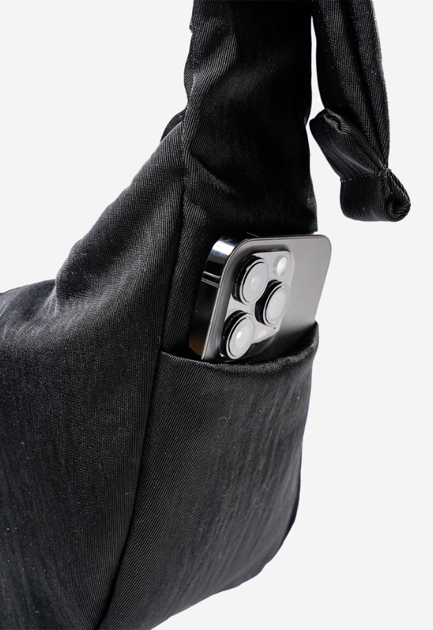 ITTI ANNIE PUFFER MINI MOON BAG/CERATO BRIGHT【予約商品】