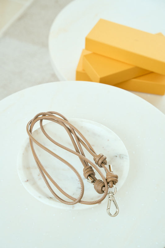 ITTI HERRIE PHONE STRING/STCOW