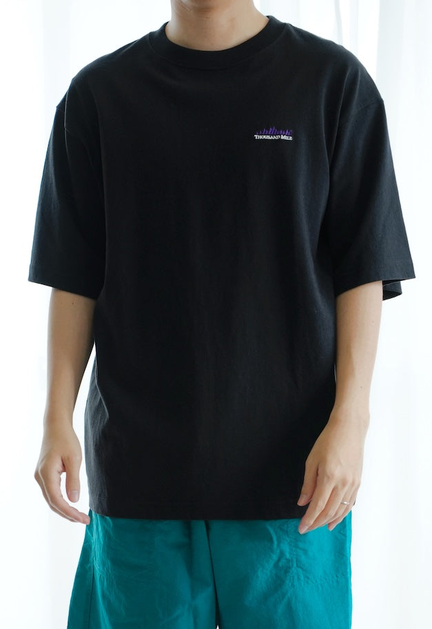 THOUSANDMILE EMBROIDERY LOGO TEE【残り BLACK L1点】