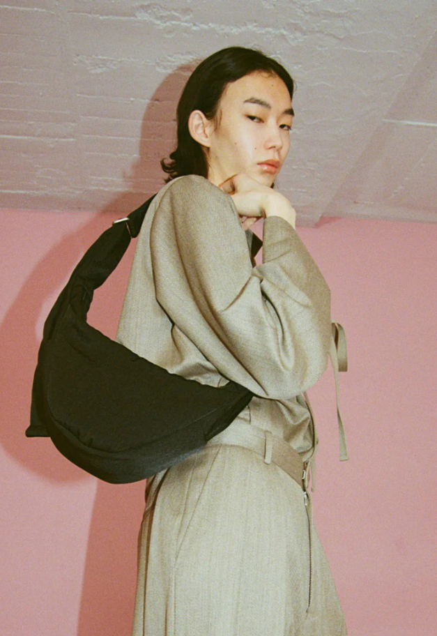 ITTI ANNIE PUFFER MINI MOON BAG/CERATO BRIGHT【予約商品】