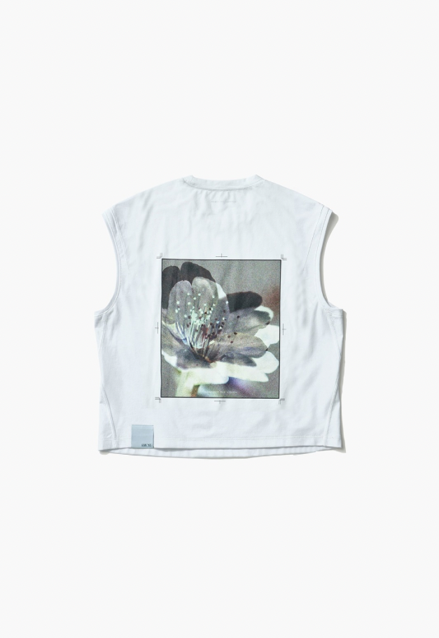 &MOSS 【クーポン割引】SMOOTH TOUCH BACKPRINT CROPPED T-SHIRTS（W）